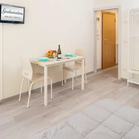 Garibaldi 1st Floor *